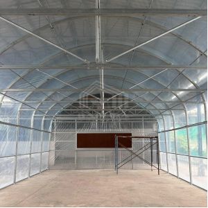 Galvanized Pipe Frame Tunnel Greenhouse With Optimal Insulation