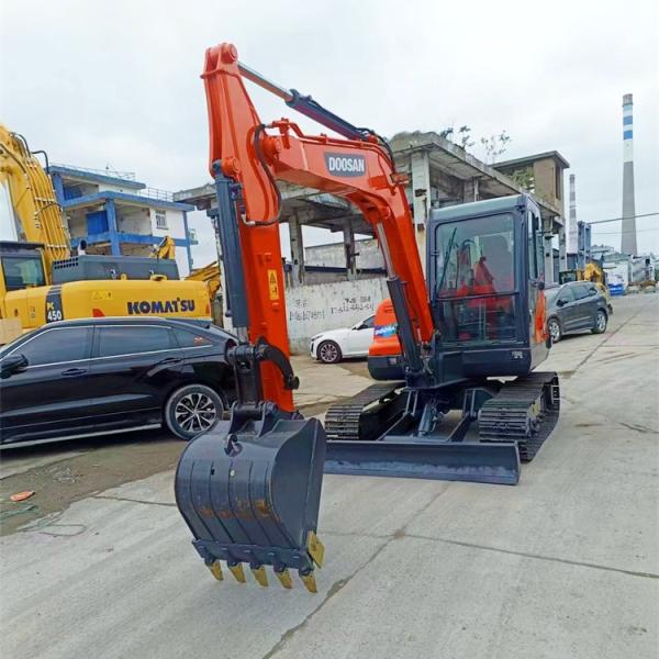 2019 Doosan DX55 Excavator with 0.18 m3 Bucket Capacity and Affordable Cost from Korea