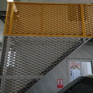 Golden Colour OEM Expanding Wire Mesh Diamond Shape Metal