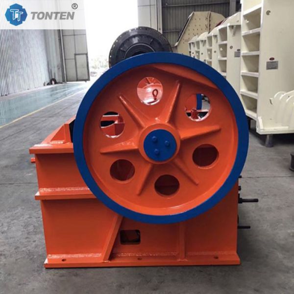 Quality High Efficiency Jaw Crusher Machine 400*600 Type Industrial Crushing Essential for sale
