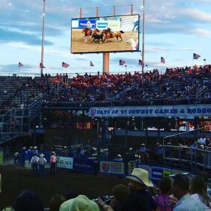 IP68 waterproof shade energy saving outdoor aluminum screen P10 full color