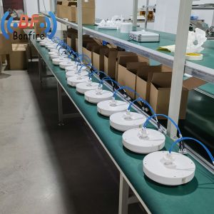 698-3800MHz Wide Band 5g LTE 3 / 5dBi Indoor Omni Directional Ceiling Antenna