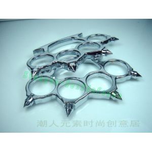 Terminator thorn brass knuckles duster