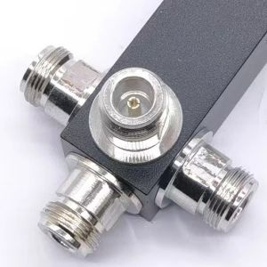 2400-6000MHz N-F 4 Way Low PIM Reactive High Power Splitter for Mobile