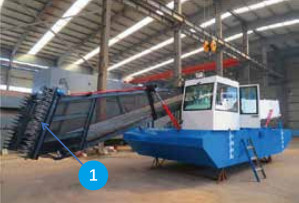 Wholesale 4.5m 65KW 2500m3 Trash Skimmer Machines Aquatic Weed Harvesting Boat from china suppliers