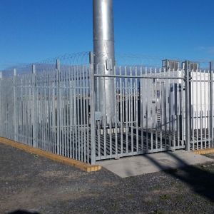 ISO-2001 Corrosion Proof Tower Fencing , Anti Theft 4 Foot High Fencing