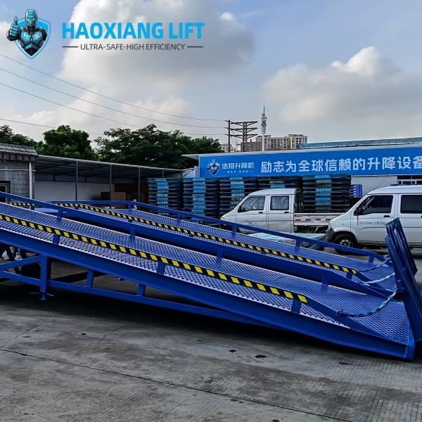 Quality Mobile Hydraulic Dock Ramp 10t Load Capacity Temporary Loading Dock for Smooth Loading Unloading & Stable Use for sale