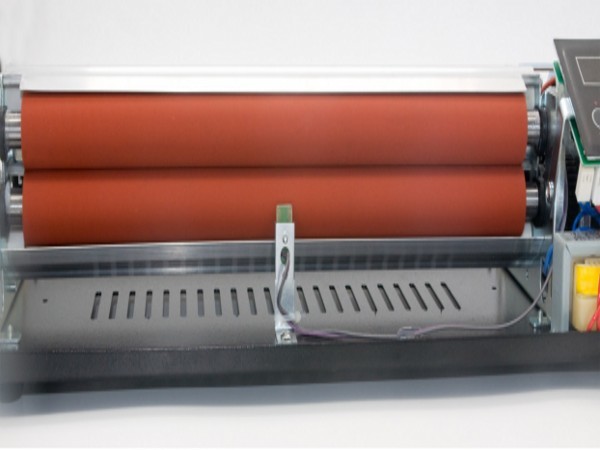 Width 330mm ID Card Photo Lamination Machine , 180 Degree Desktop Office Laminator Machine