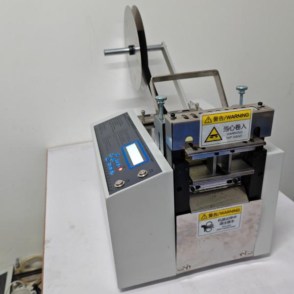Quality RS-CX100 Automatic Hook&loop Velcro Tape Cutting Machine With Round Corner for sale