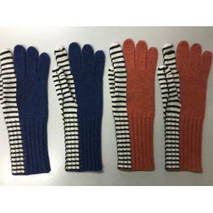 Cashmere Intarsia Knitted Gloves With Fingers / Asymmetric Stripe Pattern