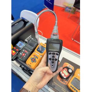 China IP68 Protection Portable Gas Detector with Built-in Pump Suction and 8 Key-button Operation for Single Gas Leak Detection on sale