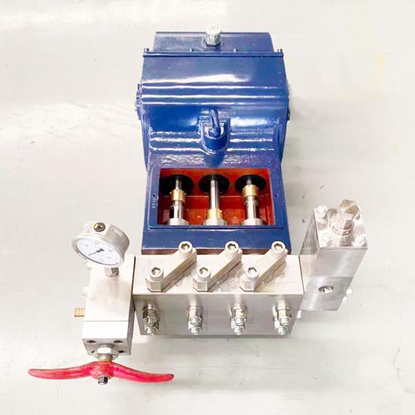 32mm High Pressure Plunger Pump with 64-145kw Diesel Engine and Water Cooling for Industrial Cleaning