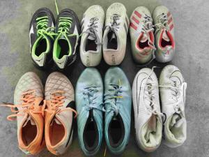 Wholesale Leather Suede Mesh Used High End Shoes Second Hand Branded Soccer Shoes from china suppliers