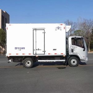 Automatic Gearbox SHACMAN K1 Small Refrigerated Truck With CARRIER Cooling Unit