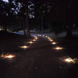 400 Lumens Solar Powered Dock Lights Waterproof IP68 Aluminum Material