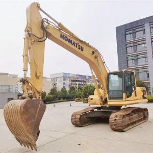 Moving Speed 4.6 km/h 21 Ton Komatsu PC210 Excavator with Cummins Engine in