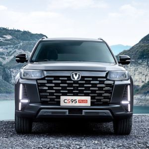 Luxury Design Changan CS95 PLUS Left Steering Two-wheel Drive Large SUV Maximum