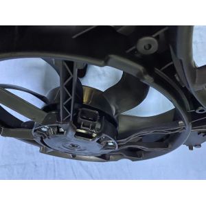 Engine Cooling EJ738C607AF Electric Radiator Fan For Ford Focus