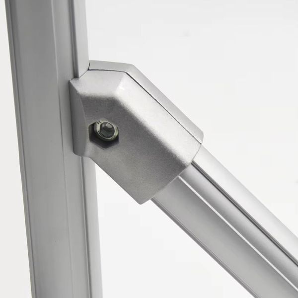 Aluminum alloy connecting pipe fitting