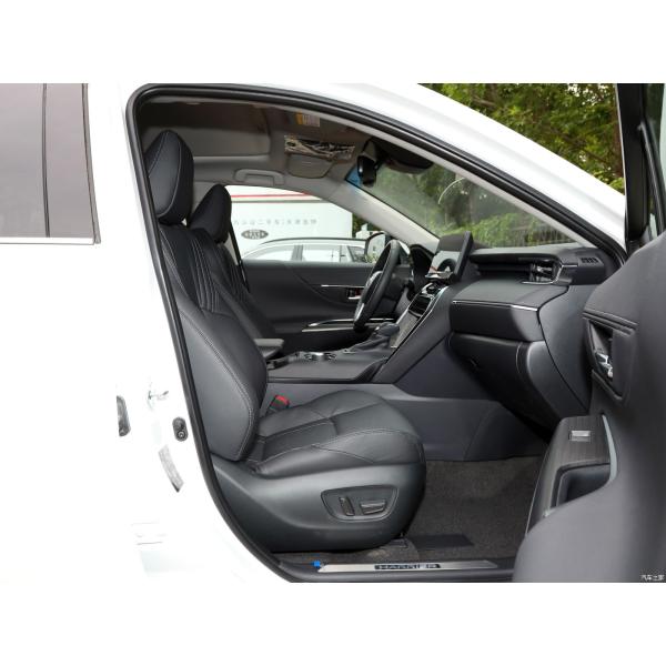 4-Wheel SUV Left-Hand Steering Automatic Gear Box Leather Seats Rear Camera-Petrol Economy Car Curb Weight 1000kg-2000kg