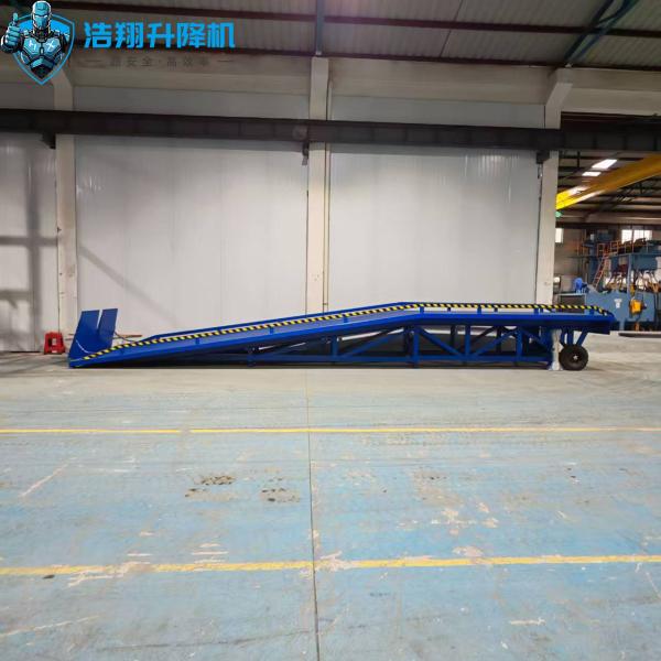 Quality 10-Meter Manual Dock Ramp Heavy-Duty Versatile Loading Solution for sale