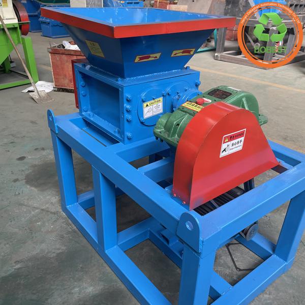 Wood Crushing Scrap Dual Shaft Single Motor Shredder High Load Bearing PVC HDPE