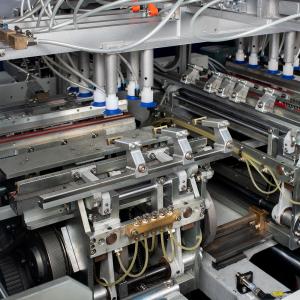 HX60 PLUS High Speed Hardcover Case Making Machine Precision Crafting for