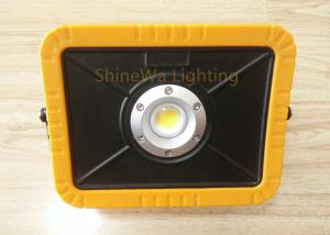 Wholesale 2000 Lumen Led Swivel Work Light , Scaffold Hanging Rechargeable Led Work Lamp from china suppliers