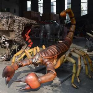 Sunproof Animatronic Insects Sculpture Customized With Movement / Sound