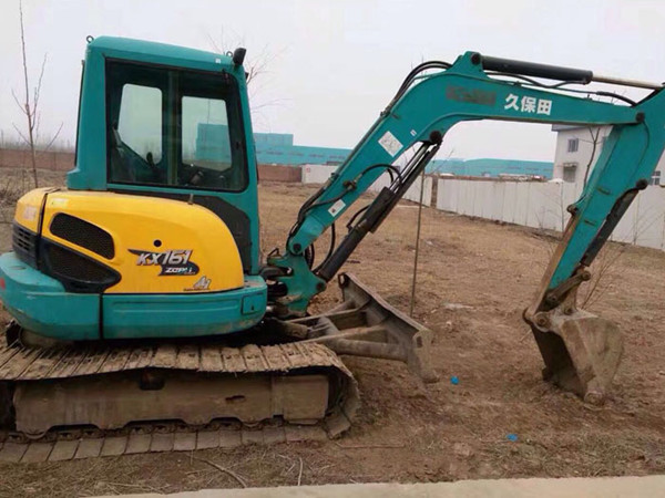 used Kubota Mini excavator original second hand small excavator Kubota 161 are on sale