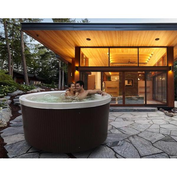 Luxury 6 Persons Hot Tubs For Outdoor Acrylic Spa Pools With Massage Function Swim Spa For Family
