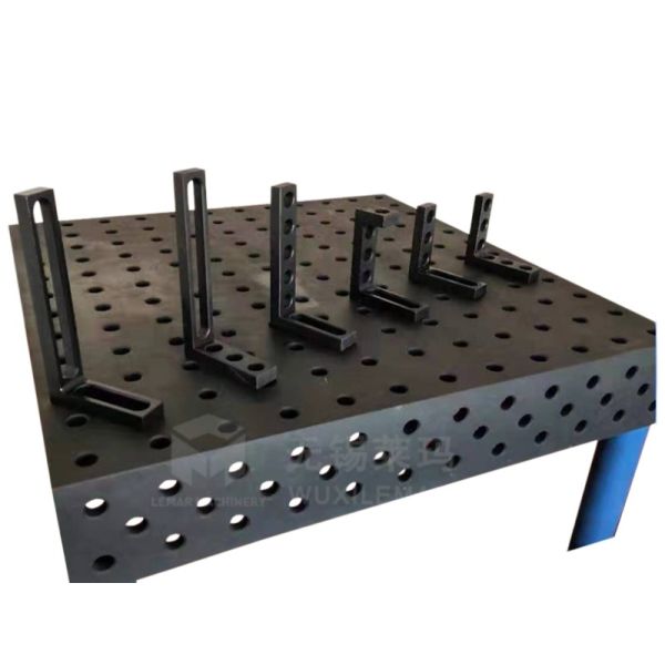 3D welding table with 4 supporting legs