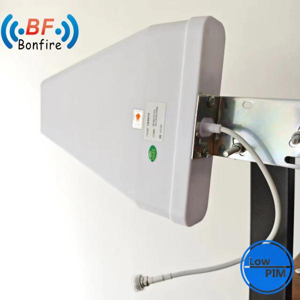 Quality Indoor Distributed Antenna-Omni-Antenna 698-4000MHz 5g Ceiling RF Antenna for Ibs Das for sale