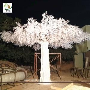 UVG 5.5 metres high huge white silk banyan artificial tree sale for window