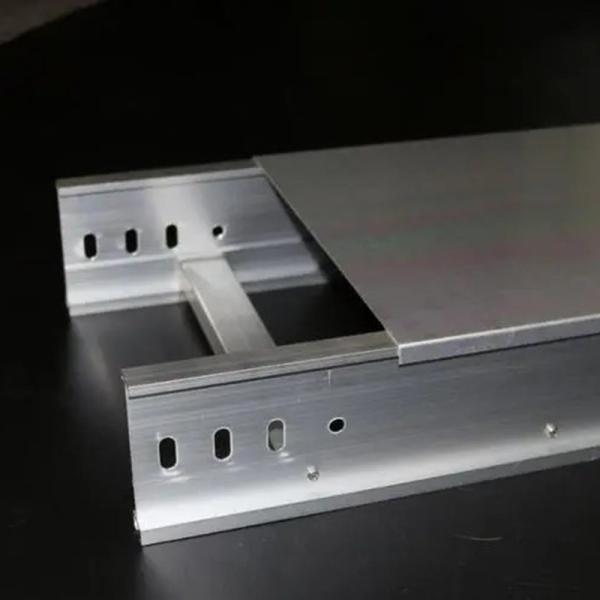 Quality Metal Cable Trunking Raceway Customized Width 200kg/m Load Capacity for sale