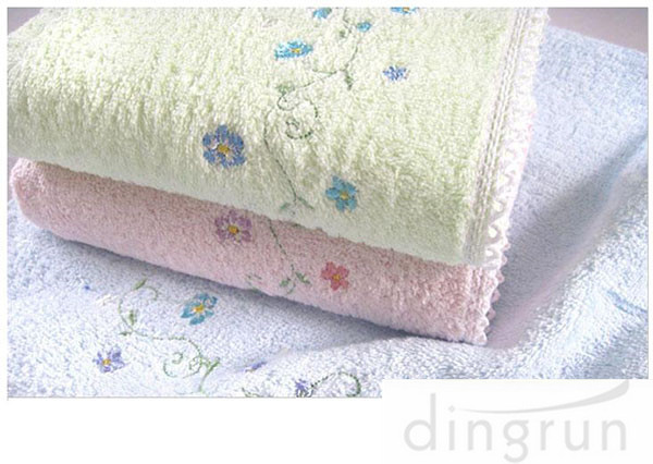 Quality Environmental Friendly Small Face Towels , Embroidered Face Towels Multi Function for sale