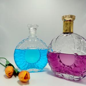 Custom Design Bulk Empty 750ml Nordic Clear Embossed Vodka Bottle for Light