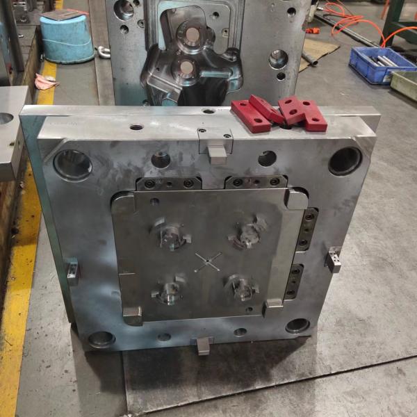 Hot Or Cold Runner System Plastic Injection Tooling High-Performance