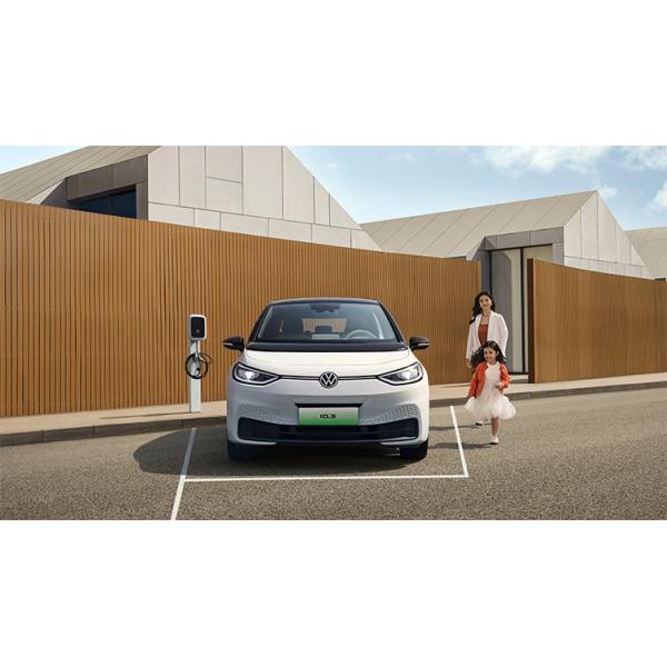 Electric Vehicle VW ID 3 Volks-wagen Pure ID3 Pro 5 Seat Sedan EV with 450km Range 30 Titles and Maximum Speed of 160 km/h