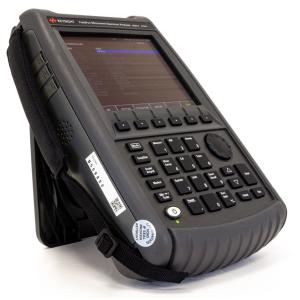Portable Keysight N9961A FieldFox Handheld Microwave Spectrum Analyzer 44 GHz
