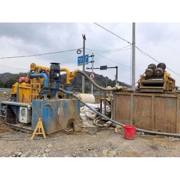 mud recycling system, mud recycler, mud mixing system