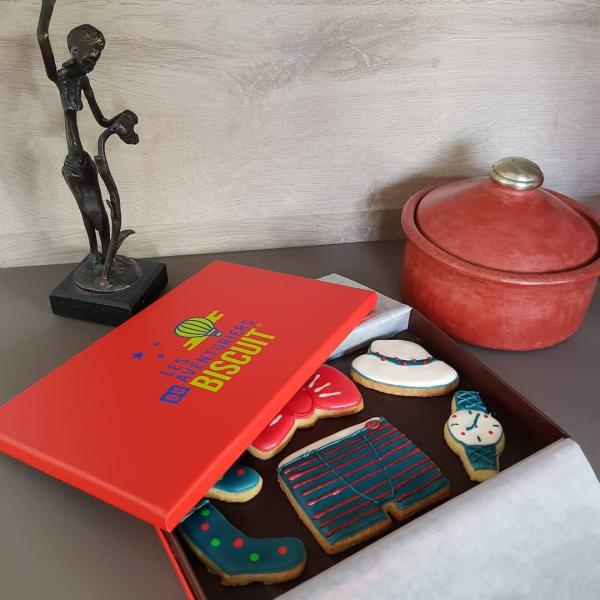 2 Piece Lid and Base Rigid Cardboard Biscuit Box for Eco-Friendly Packaging