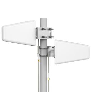High Gain Directional Wireless Log-Periodic Antenna with Maximum Input Power of