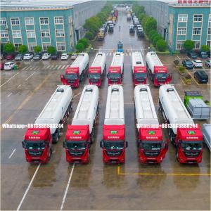 White Three Axle Truck-tractor Semitrailer