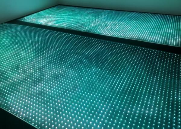 P4 Window Indoor Glass Transparent Led Film Display Transparent Panels Led Strip