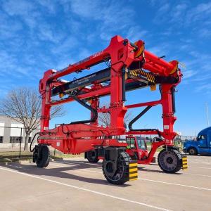 Straddle Carrier 60t