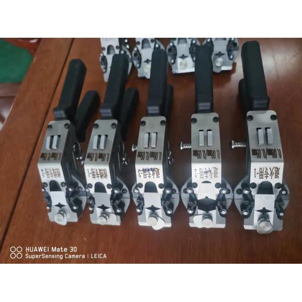 Desktop Cold Welder Copper / Aluminum Wire Cold Pressure Welding machine