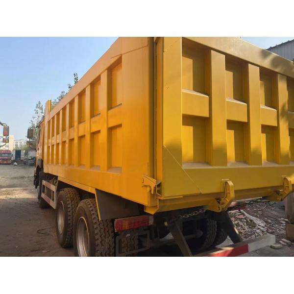 6930*2500*2860mm curb weight 6.4T 8 Leaf spring with shock absorber suspension Hydraulic control with air booster 4x2 Dumper