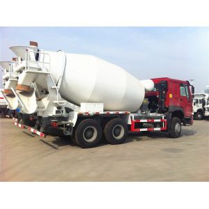 Howo Sinotruk LHD Drive 10m3 12CBM Concrete Agitator Truck