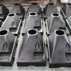 Big Reaction Injection Molded Parts Polyurethane PU Material Deburring Surface